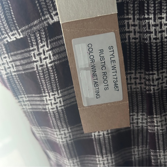 White Crow Rustic Roots sleeveless plaid button up. Wine - Picture 4 of 6
